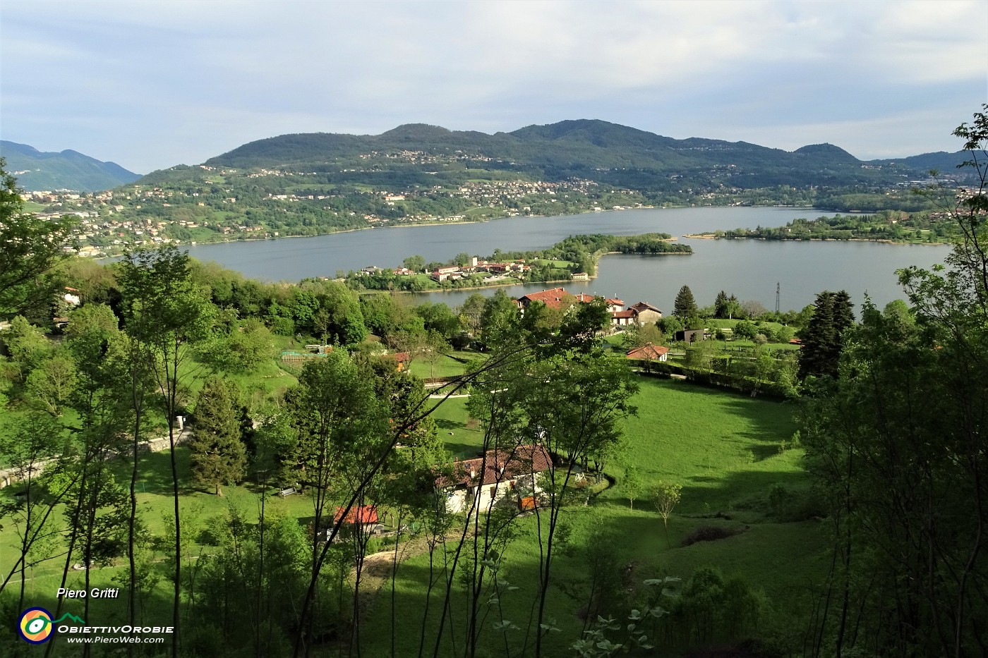 100 Rientriamo a Civate con bella vista sul Lago di Annone.JPG